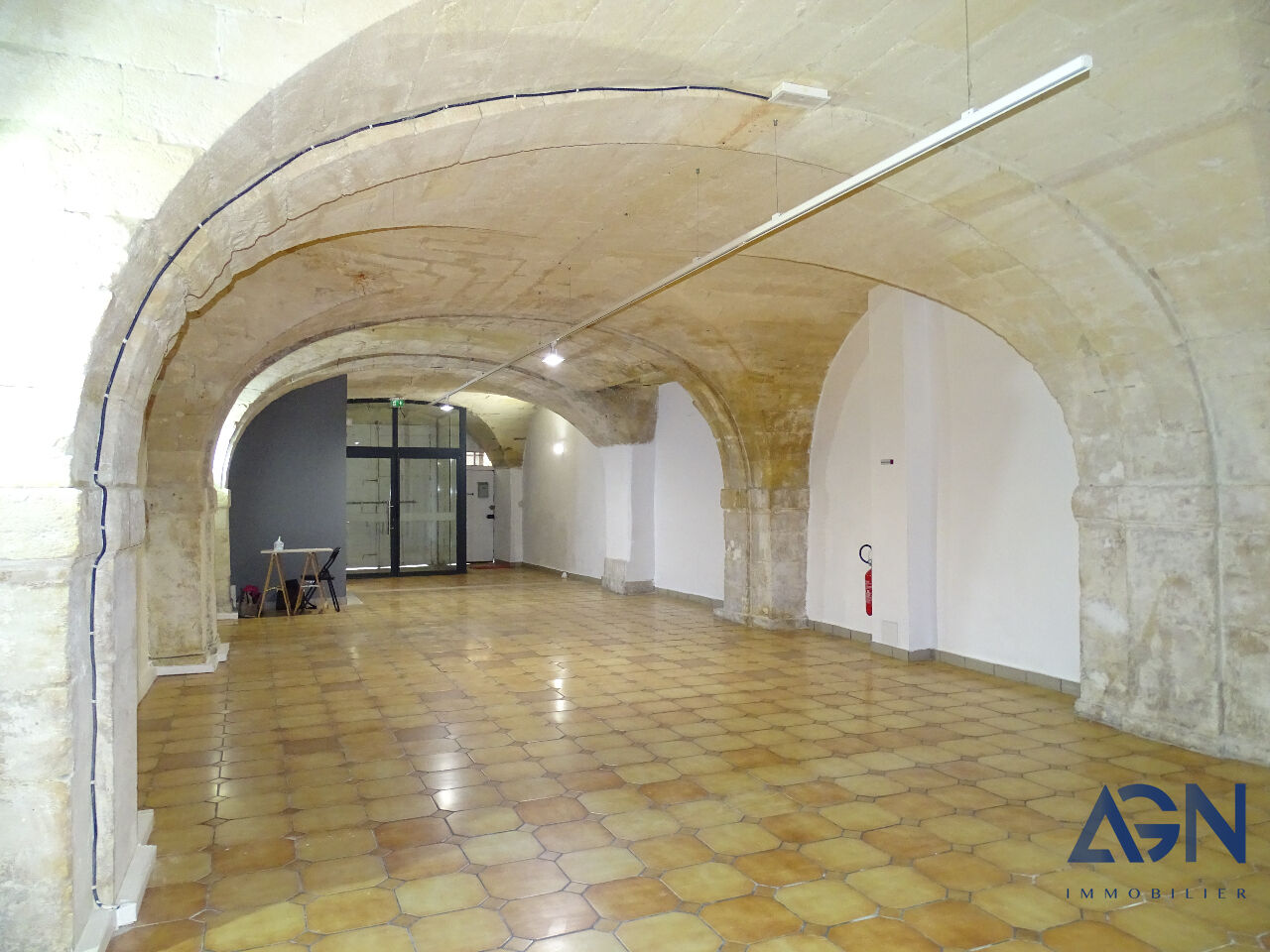 Photo Local d'activité de 115 m² à BEAUCAIRE - Idéal investisseur image 4/6