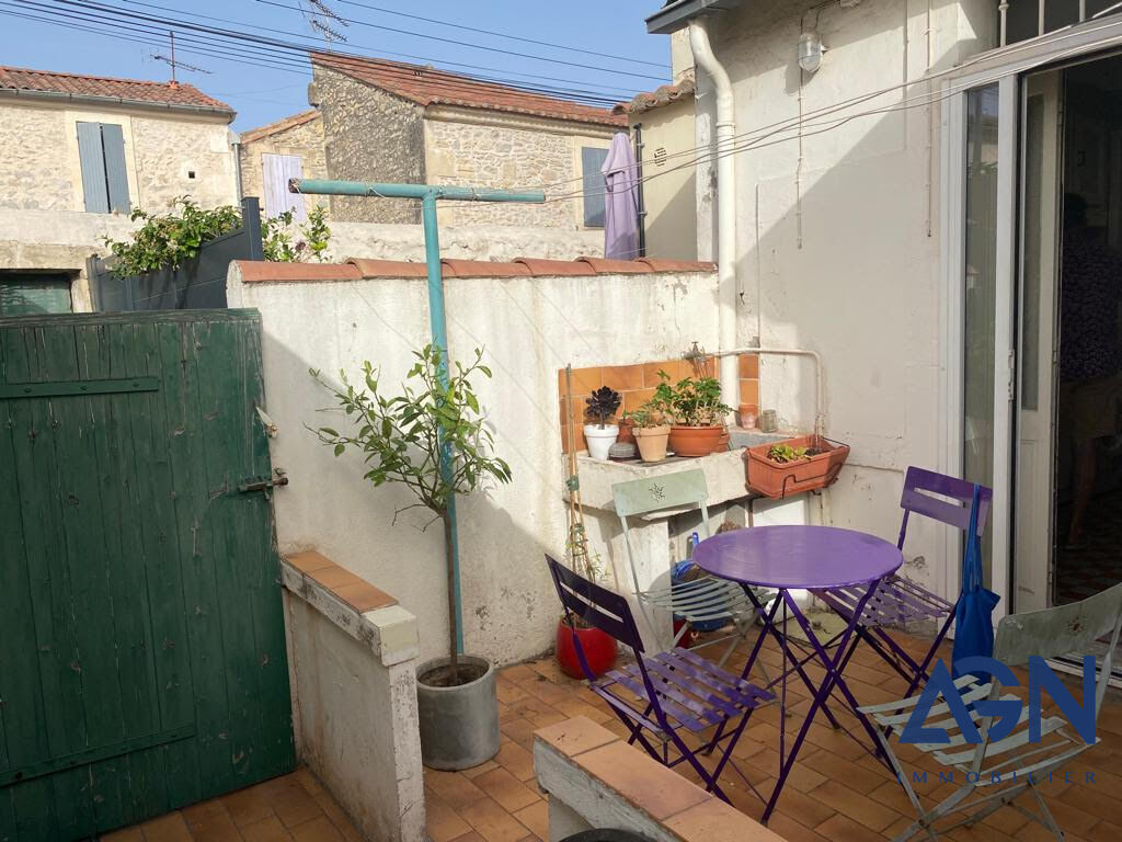 Photo Quartier LUMA  maison de ville avec cour ARLES image 2/6