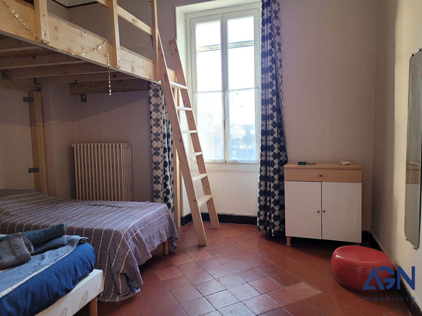 Photo Quartier LUMA  maison de ville avec cour ARLES image 3/6