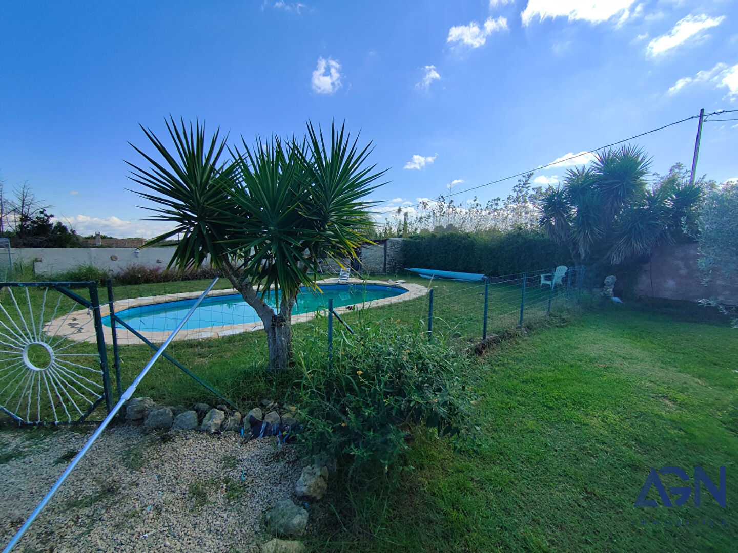 Photo BESSAN , villa deux logements sur terrain de 2432 m² image 6/6