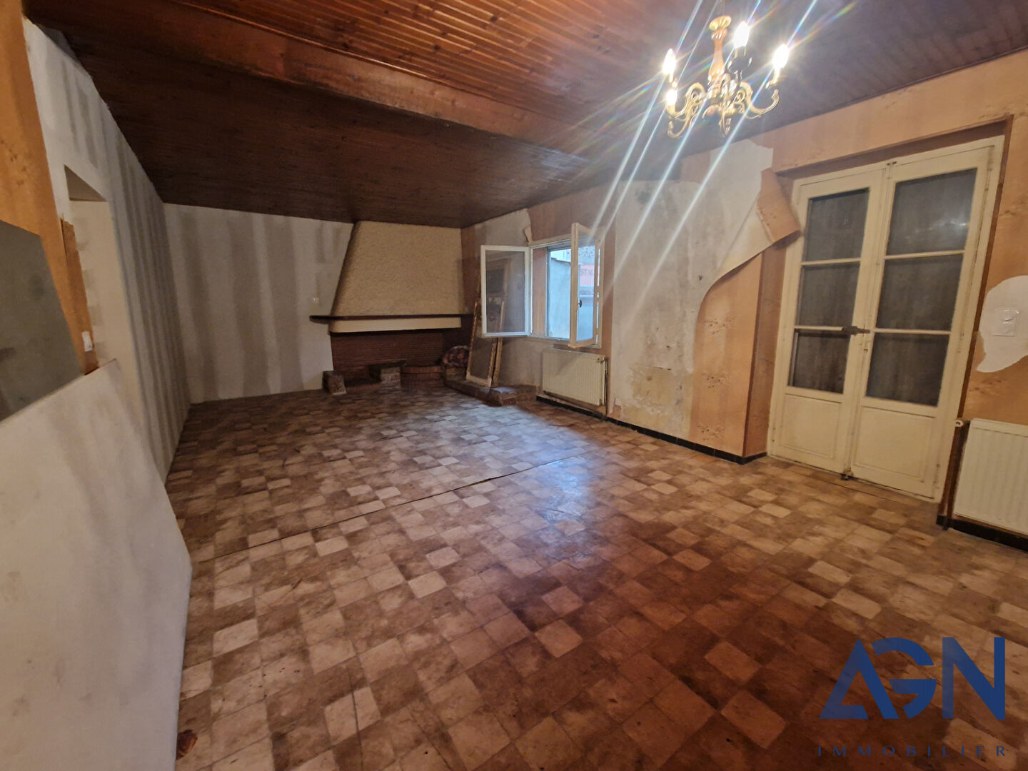 Photo AGDE : dans immeuble lot de 3 appartements de167.55m² au total, T1 , T2, T3 + 2 terrasses image 3/6