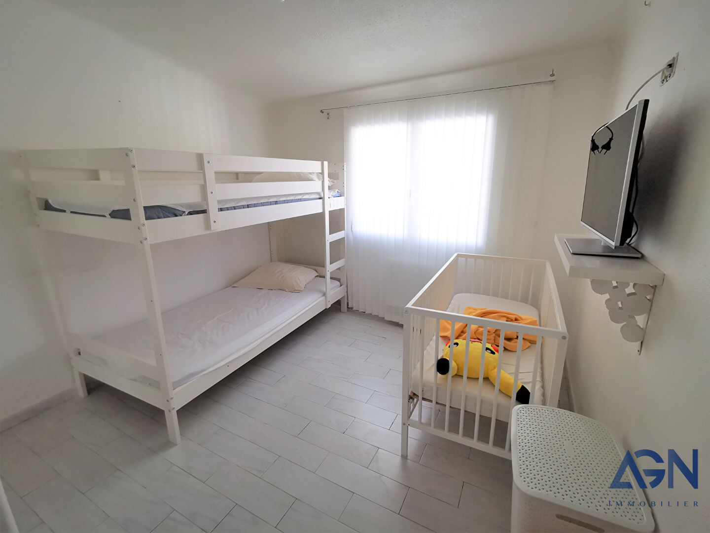 Photo A VENDRE AGDE GRAND DUPLEX DE 90M2 SANS AUCUN TRAVAUX. image 5/6