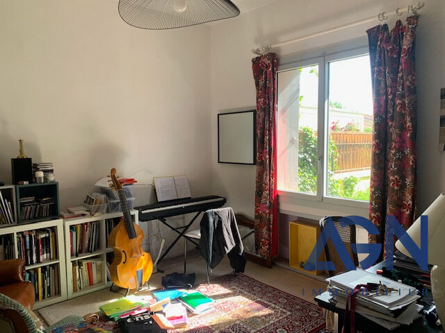 Photo ARLES à vendre : maison T4 (97 m²) avec extérieur image 5/6