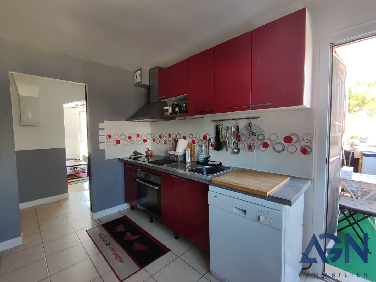 Photo FRONTIGNAN : appartement T3 de 60m² (59,85 m² Carrez) avec garage et balcons image 3/6