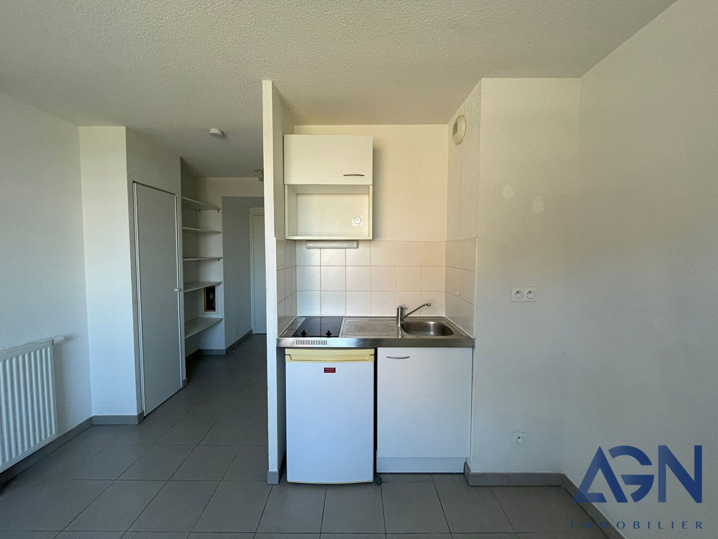 Photo LIBRE DE SUITE : STUDIO DE 19,2M² EN CENTRE-VILLE DE MONTPELLIER image 3/6