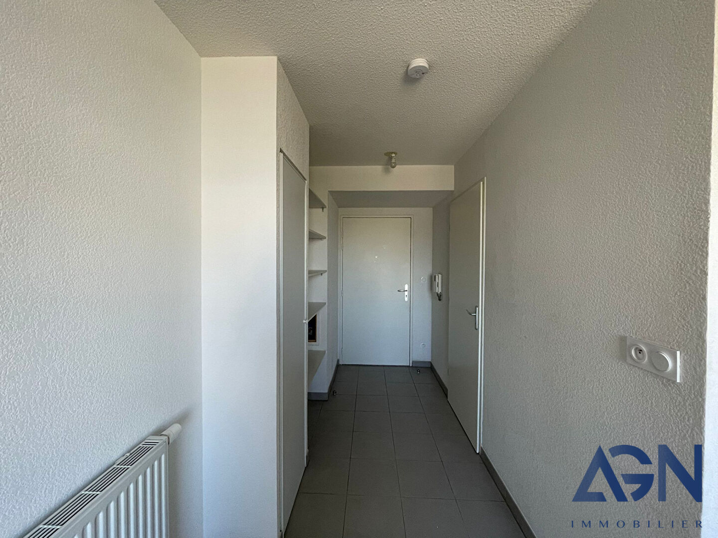 Photo LIBRE DE SUITE : STUDIO DE 19,2M² EN CENTRE-VILLE DE MONTPELLIER image 5/6