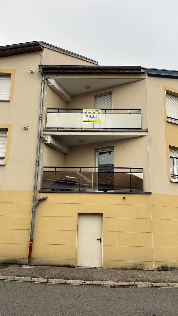 Photo Appartement F2 avec cave et parking privé à Florange image 2/6