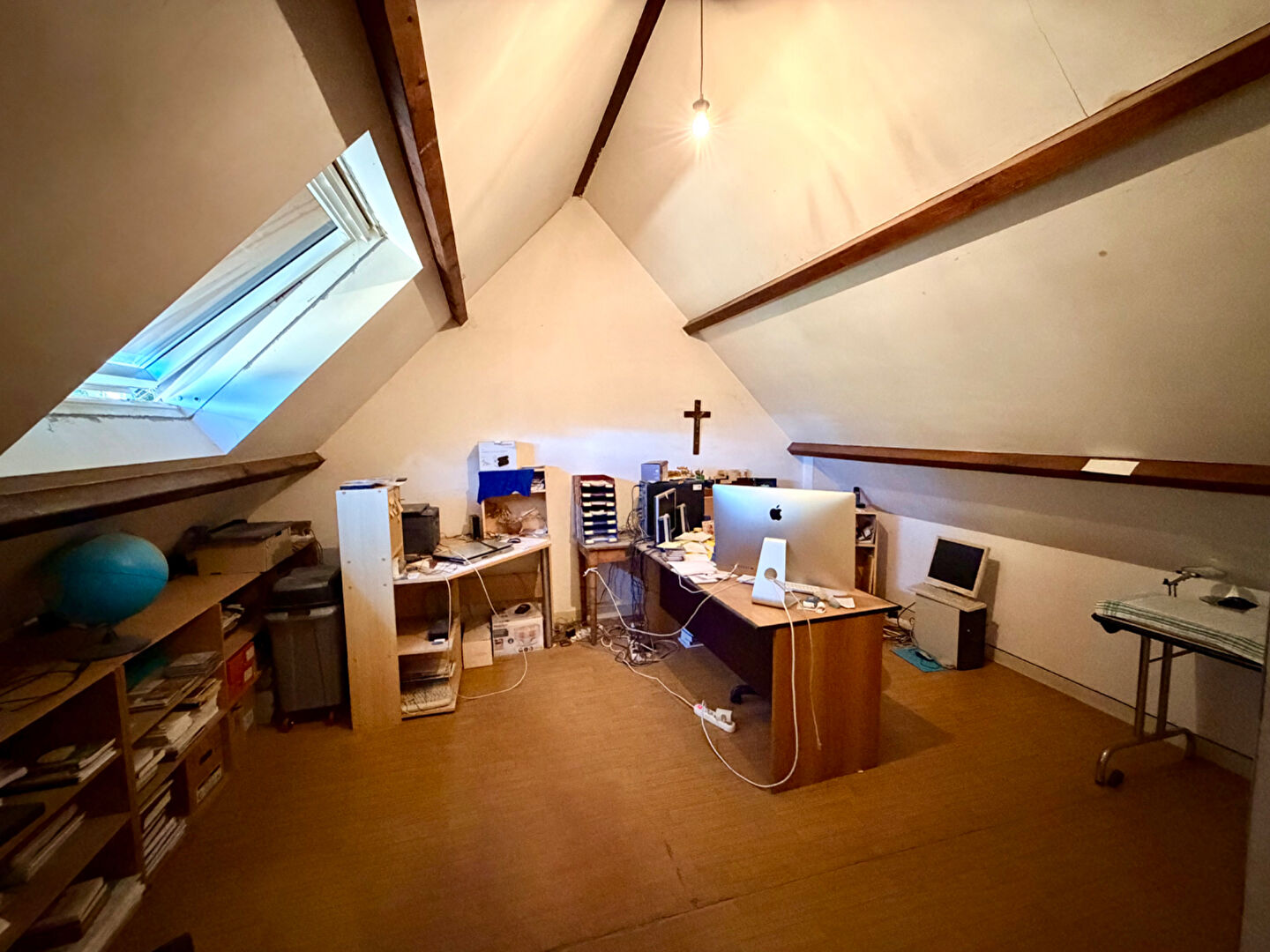 Ensemble  Maison, dépendances sur  1 Hectare 4 de terrain - photo 6