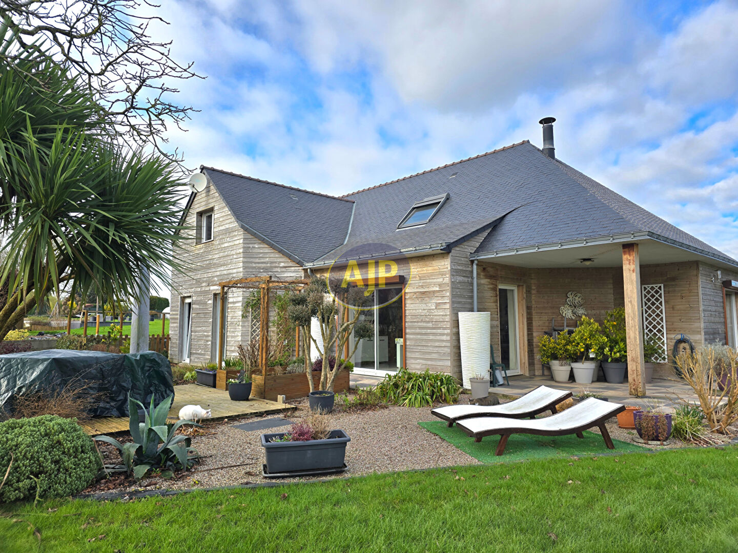 Maison Guémené-Penfao 10 pièce(s) 220 m2, 1742 m² terrain - photo 1