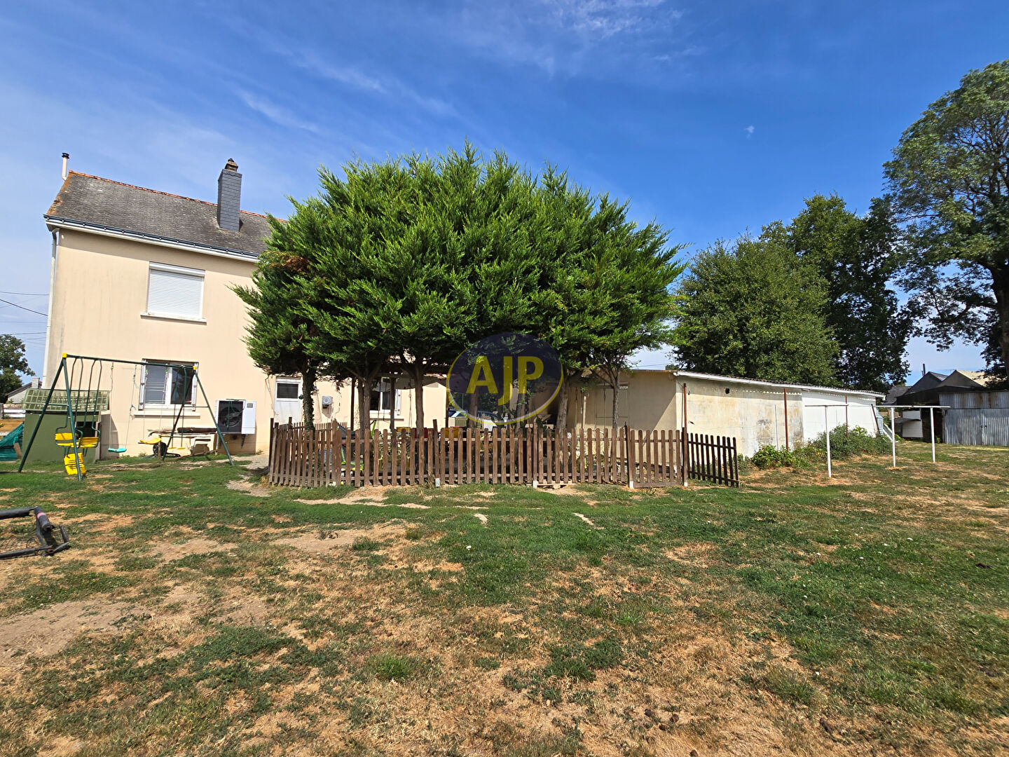 Maison Guemene Penfao 8 pièces 133 m2 - photo 1