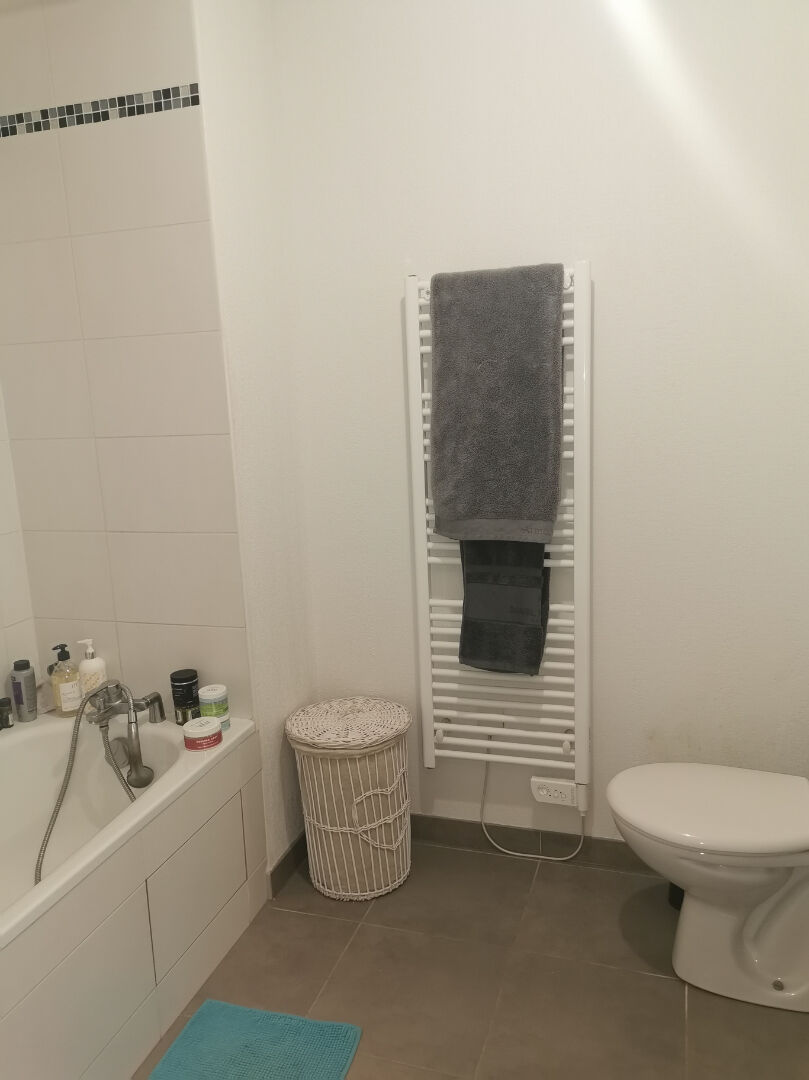 NANTES BOULEVARD ROMANET - Appartement  2 pièces - 40..03 m² - photo 10
