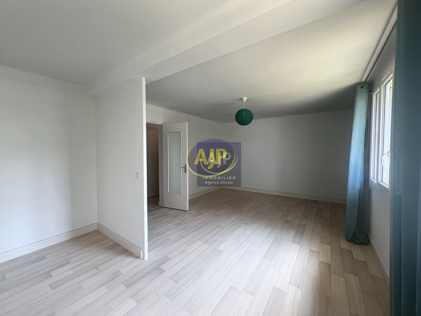 Appartement Nantes 3 pièce(s) 67.71 m2 - photo 2