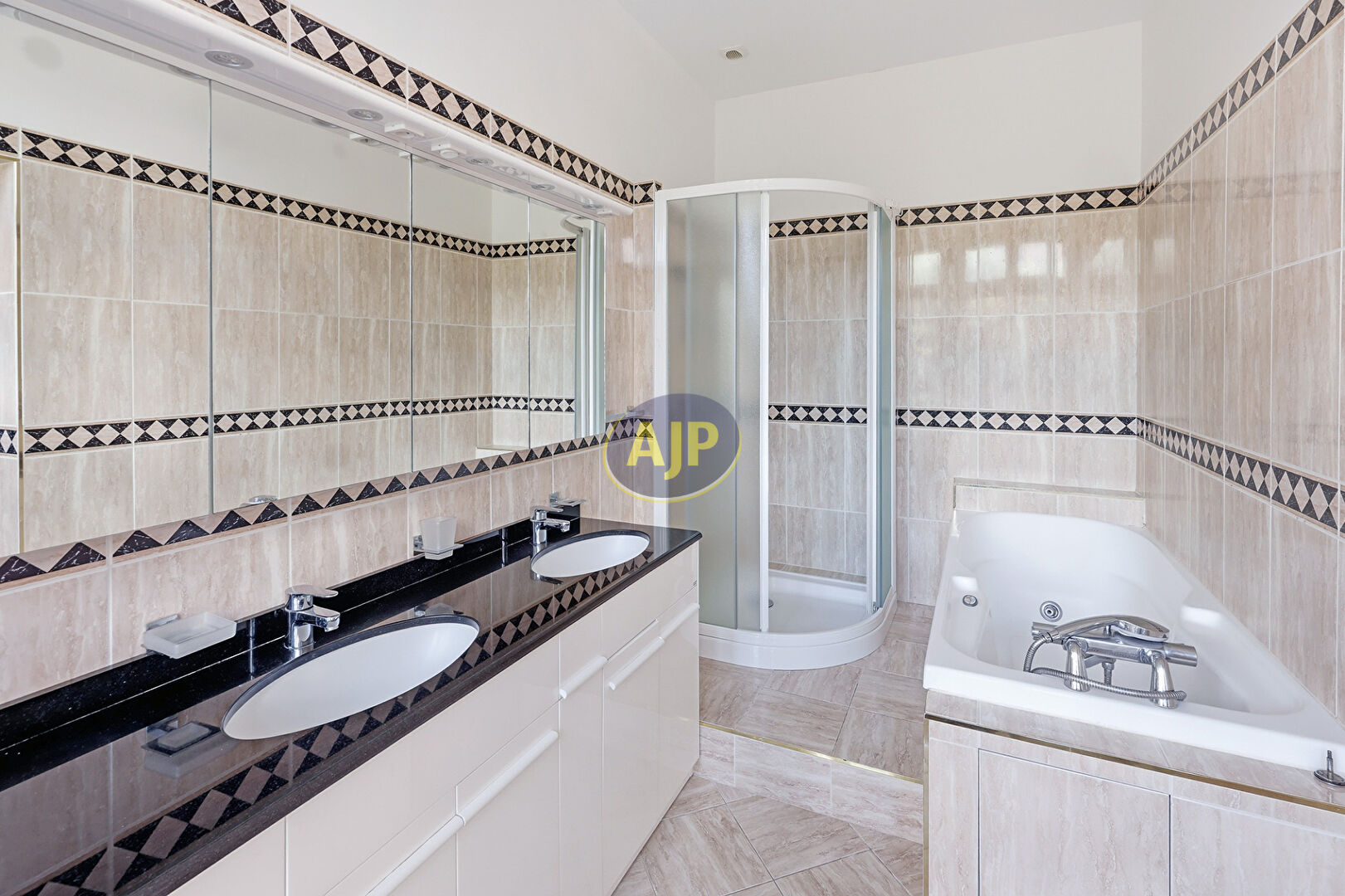 MAISON PRESTIGE - MONSELET - photo 6