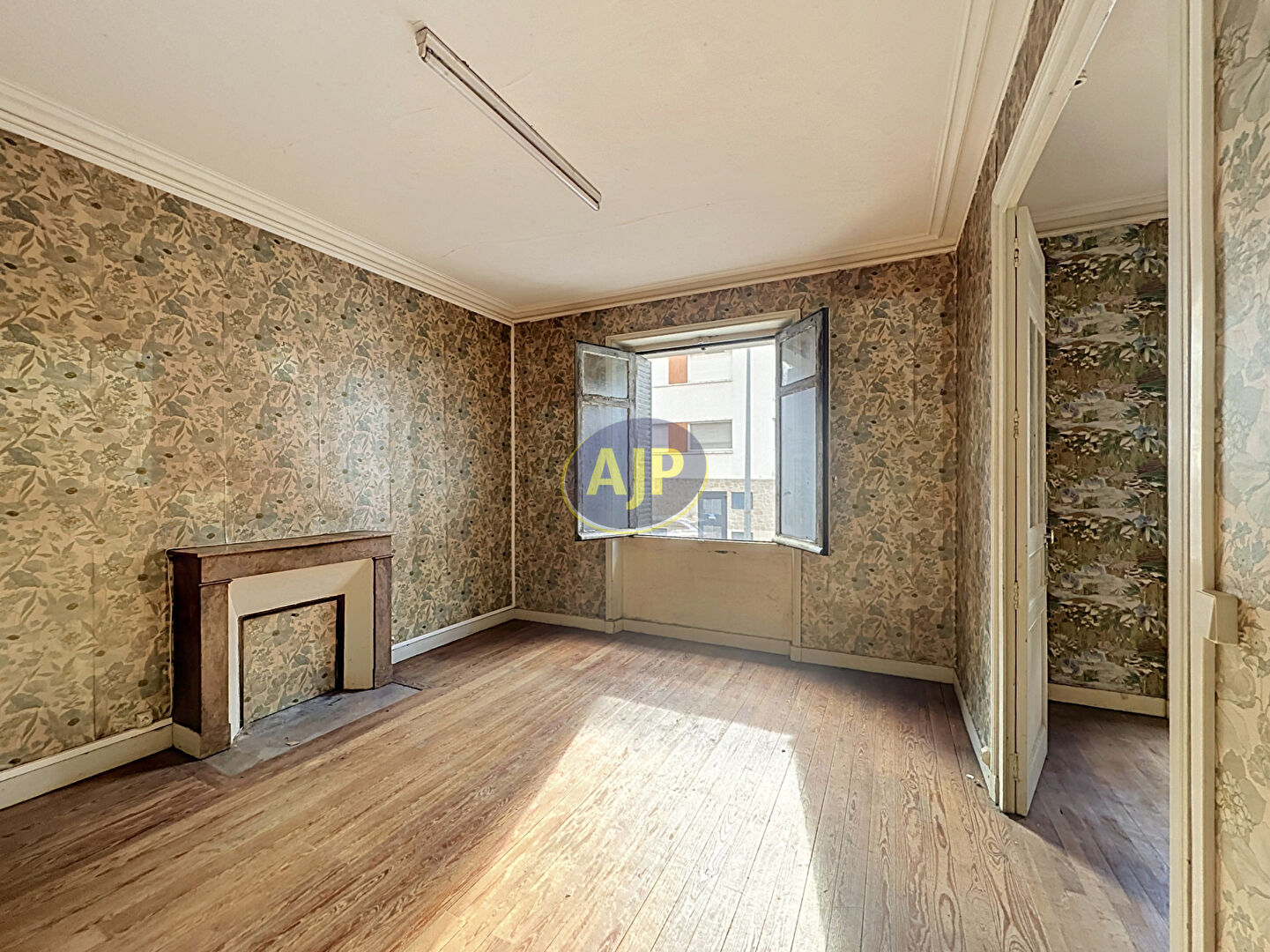 NANTES ? HAUTS-PAVÉS ? MAISON DE CARACTÈRE À RÉINVENTER - photo 3