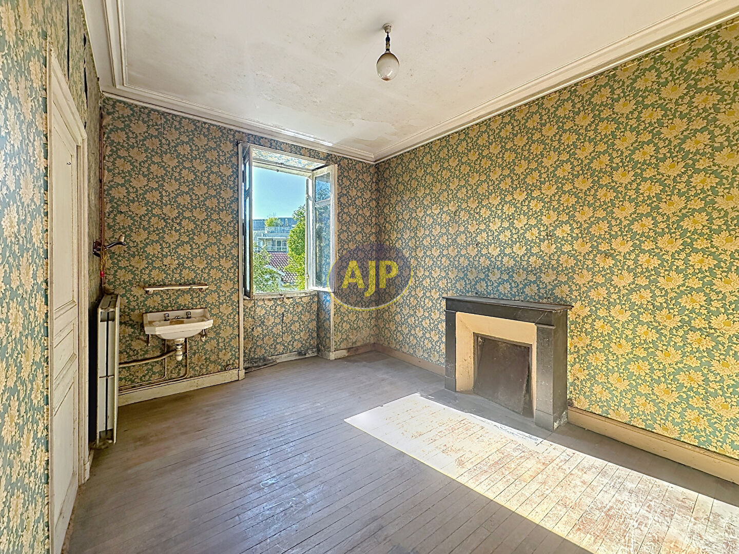 NANTES ? HAUTS-PAVÉS ? MAISON DE CARACTÈRE À RÉINVENTER - photo 8
