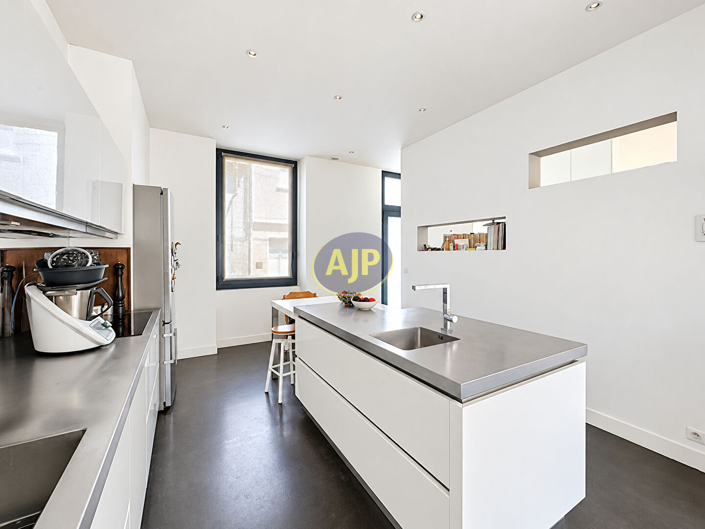 MELLINET / MAISON D'ARCHITECTE - 291 M² - photo 5