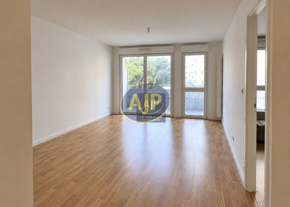 Appartement  2 pièce(s) 40.63 m2 - Nantes Hauts Pavés - photo 2