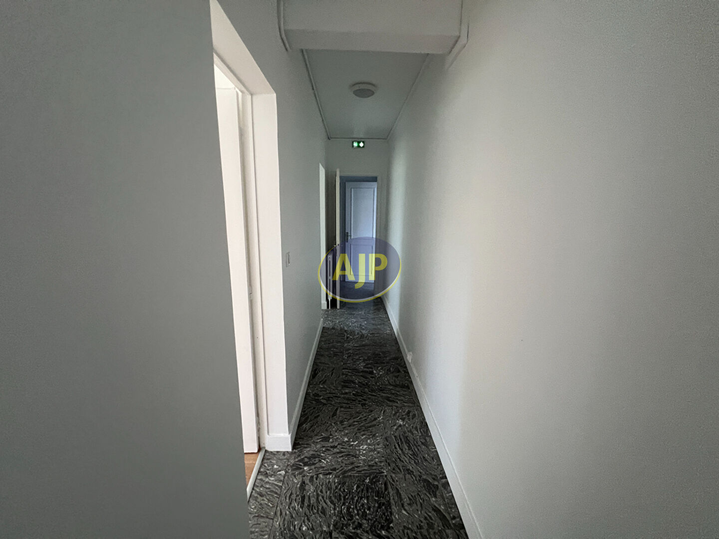 Local professionnel BORDEAUX CAUDERAN PROCHE MERIGNAC 107M² - photo 6
