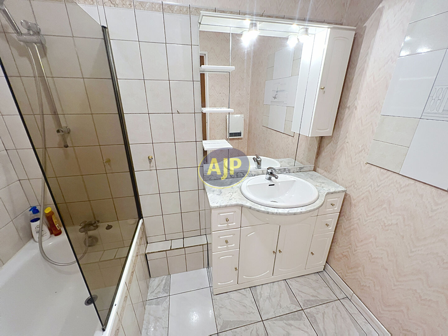Mérignac Capeyron Appartement  4 pièce(s)  75 m2 - Tram A - photo 9