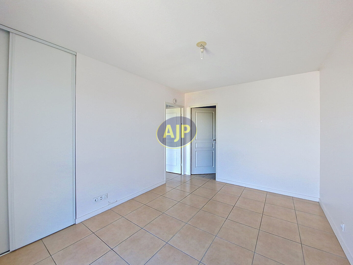 A vendre appartement T2 41m² secteur Chemin long - Proche commerces et transports - photo 5