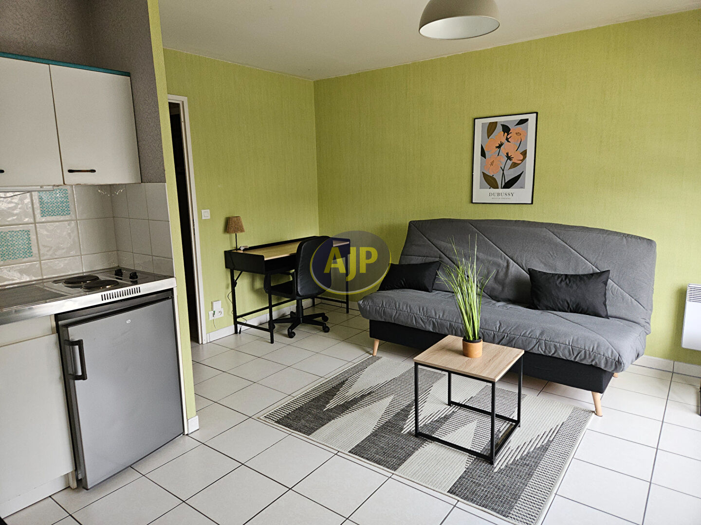 Nantes Canclaux - T1 meublé de 23.46 m2 - photo 2