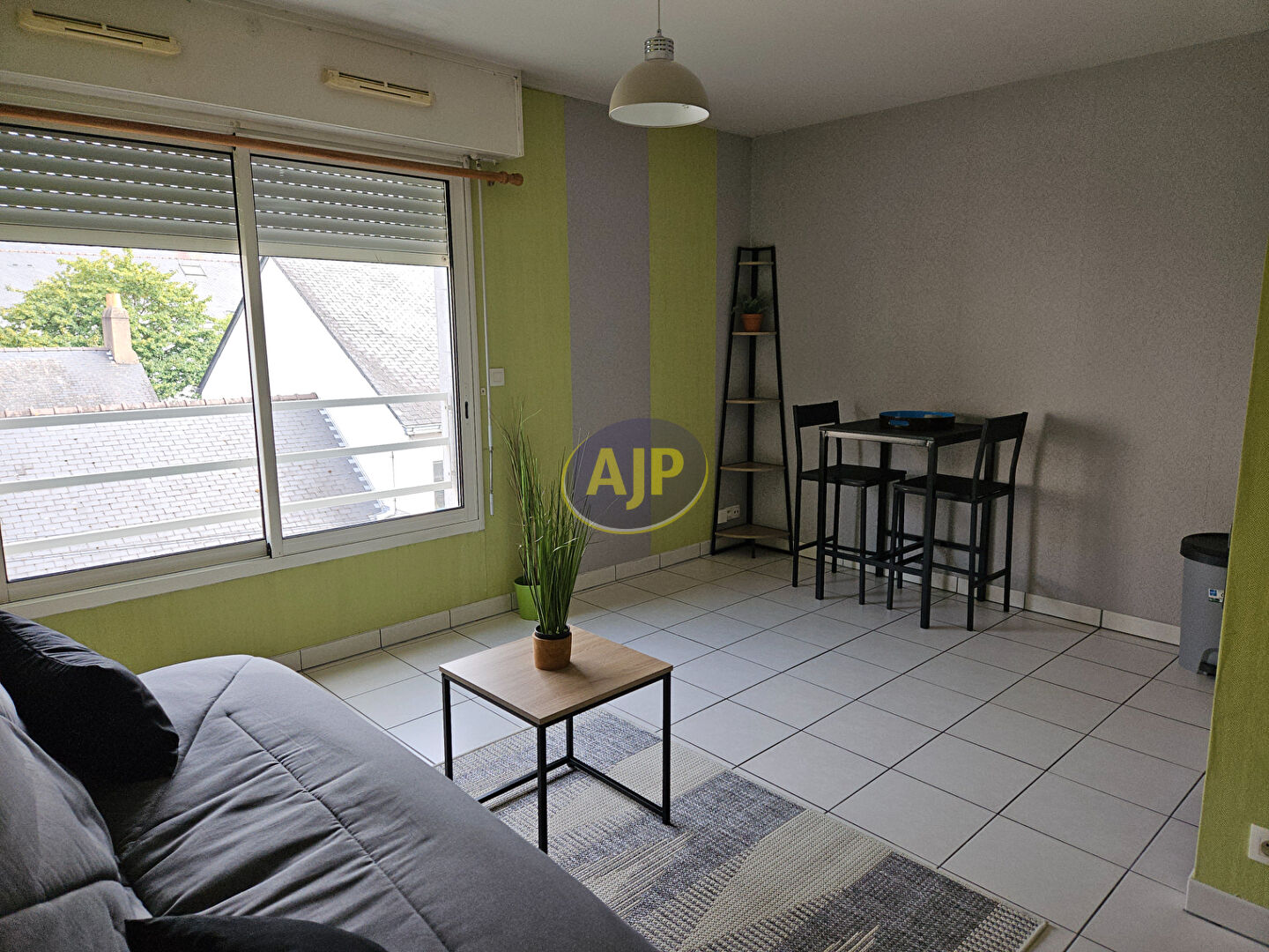 Nantes Canclaux - T1 meublé de 23.46 m2 - photo 3