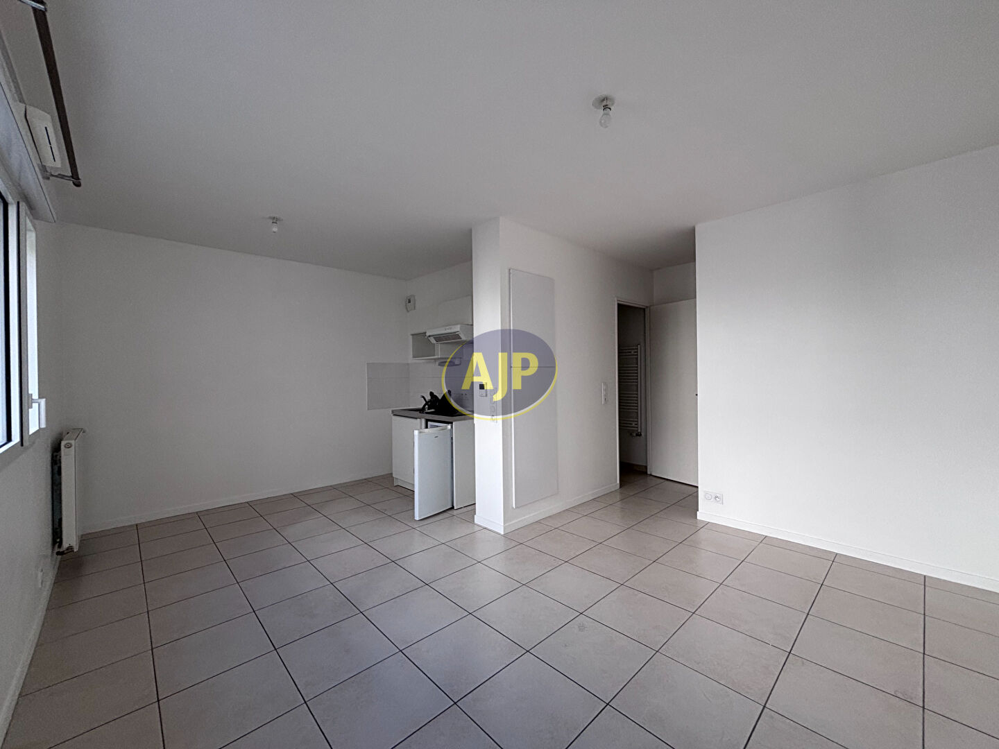 ILE DE NANTES - T1 28m²1 - photo 3