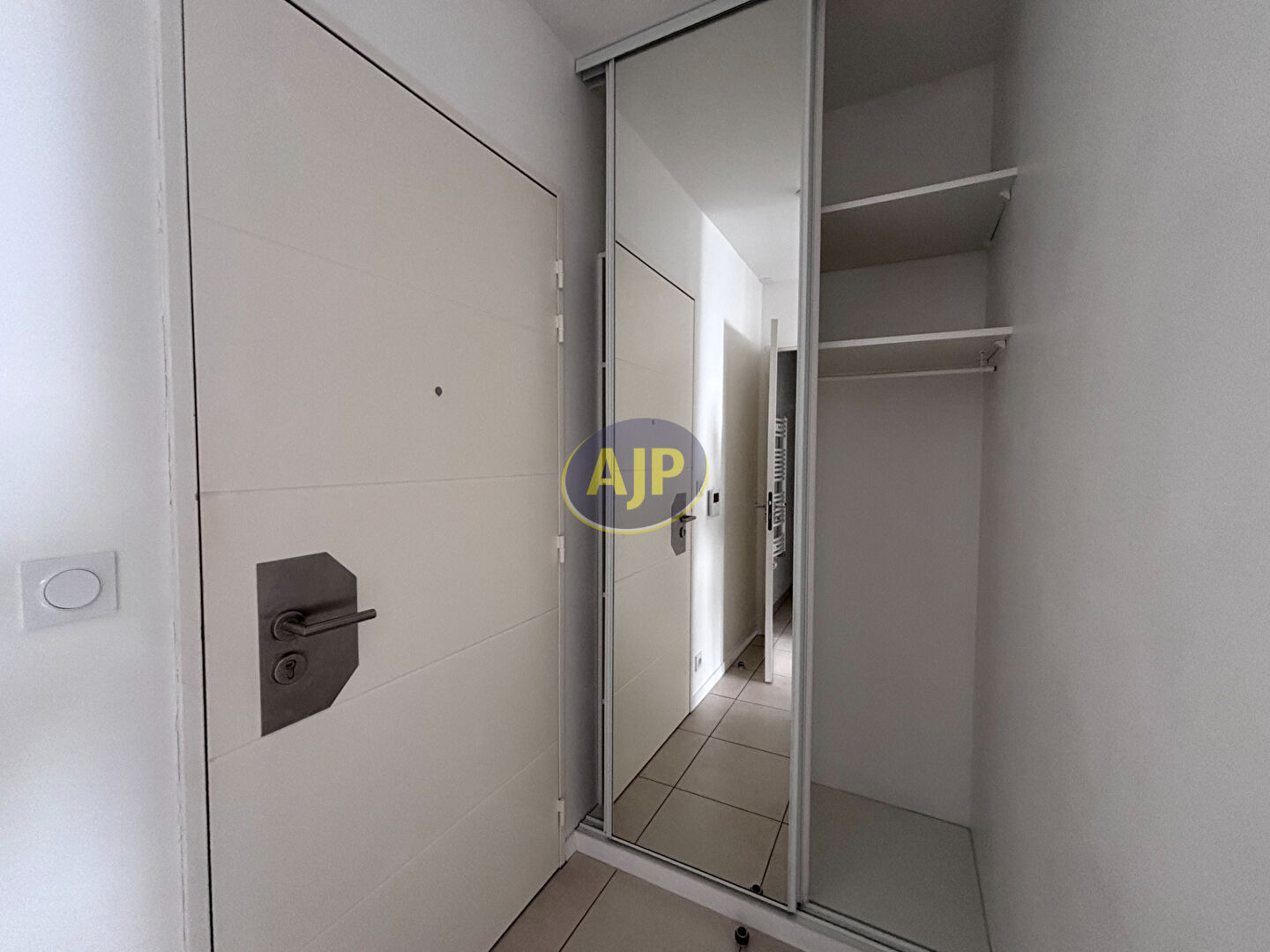 ILE DE NANTES - T1 28m²1 - photo 6