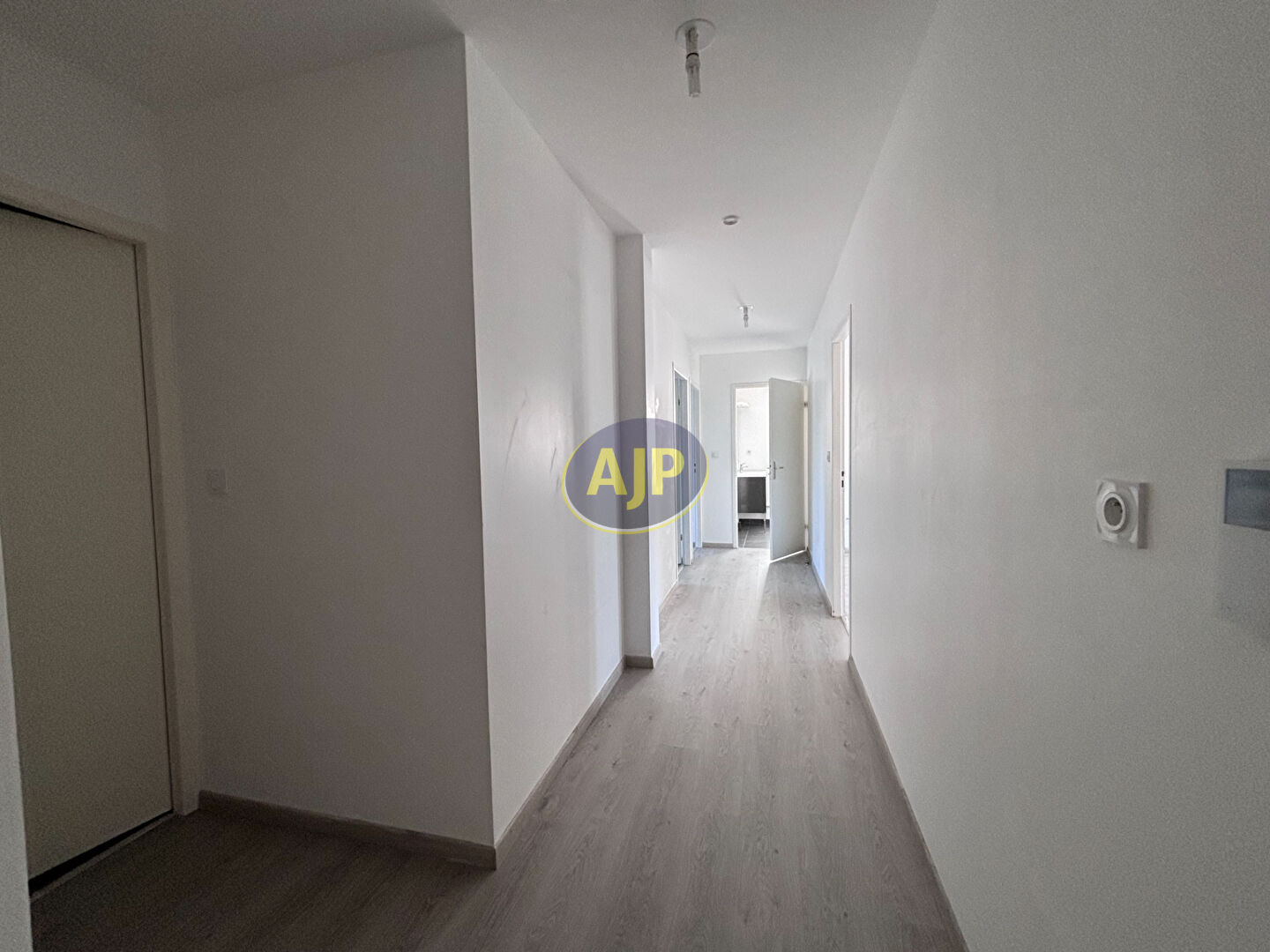 VERTOU- T3 66,58m2 - photo 2