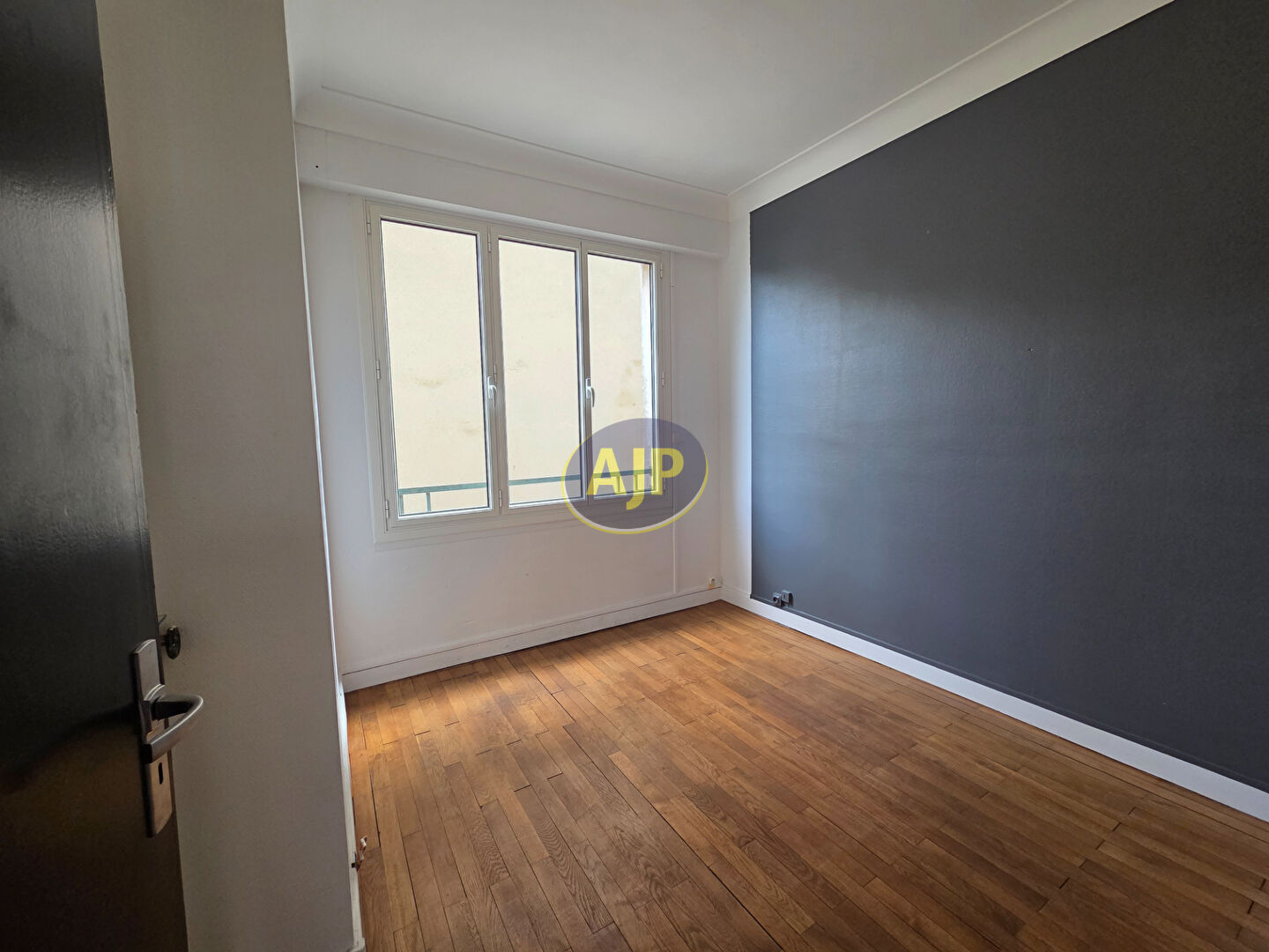 Bureaux 3 pièces sous bail professionnel Nantes Centre (Rue du Calvaire) - photo 6