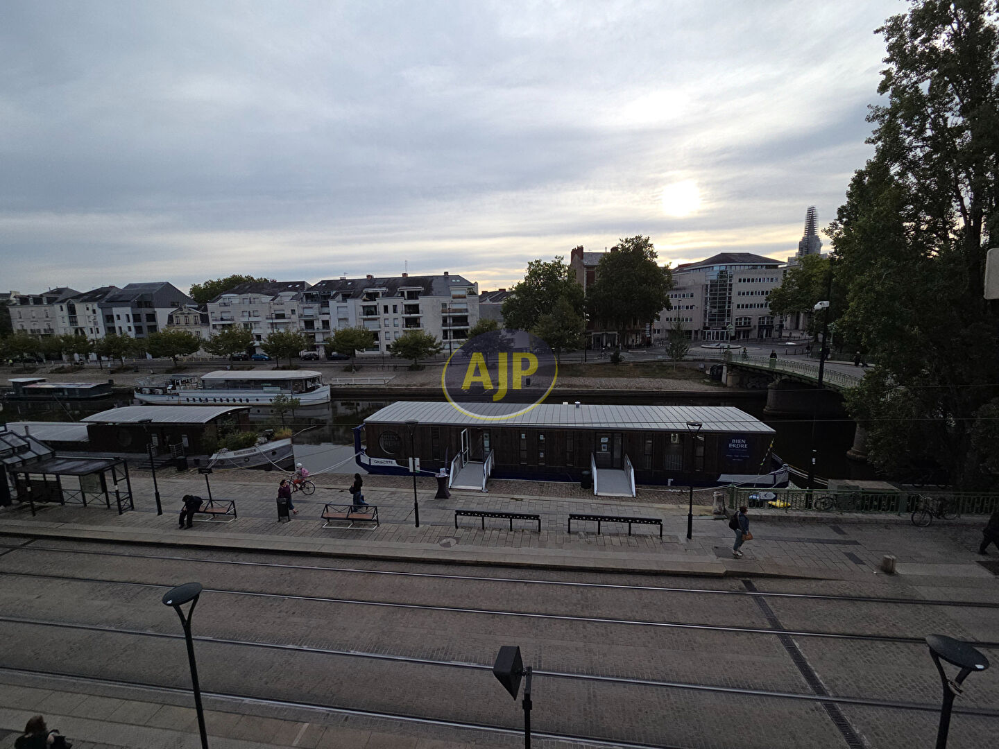 Nantes Studio meublé Quai de Versailles - photo 1