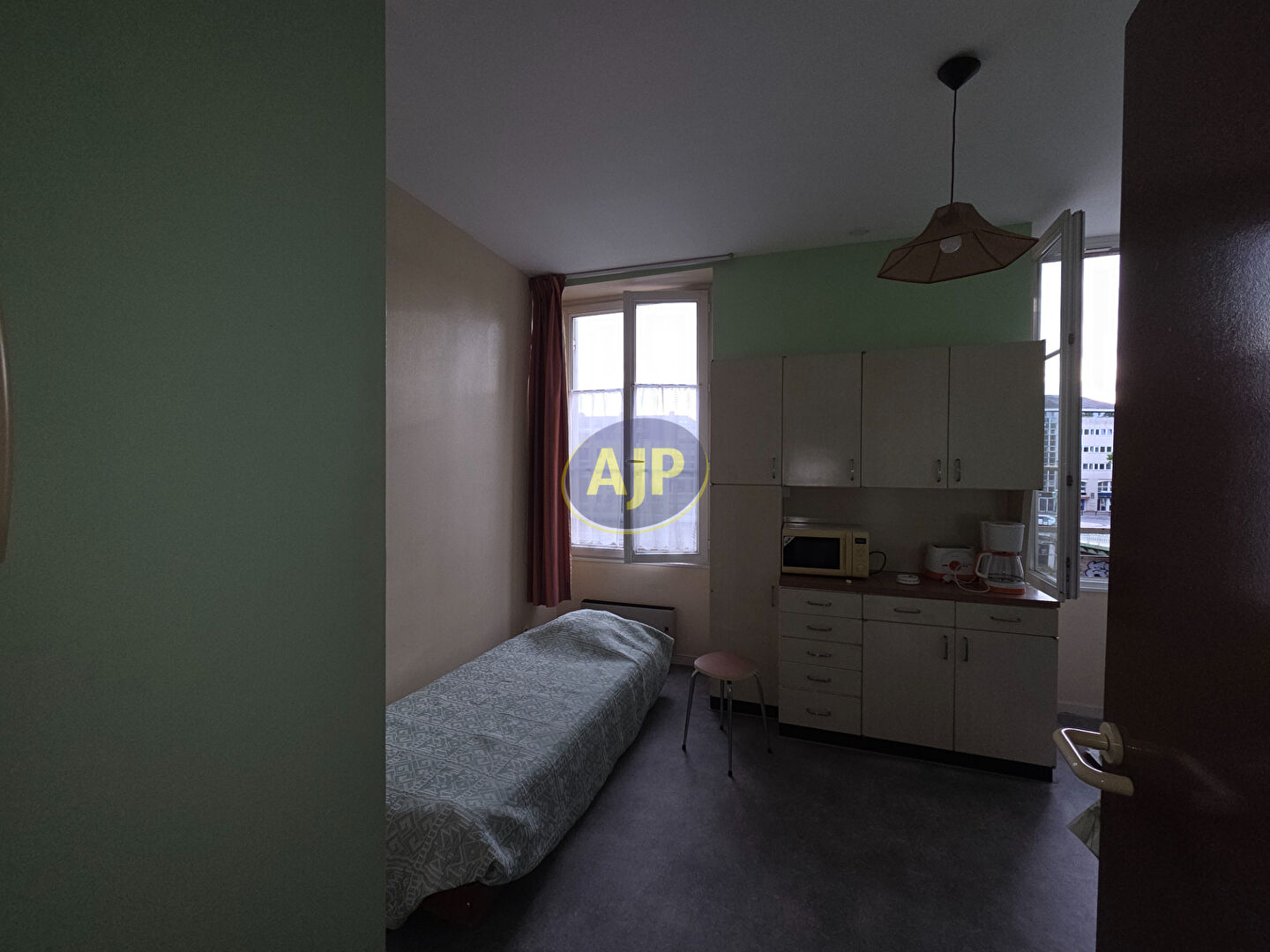 Nantes Studio meublé Quai de Versailles - photo 3