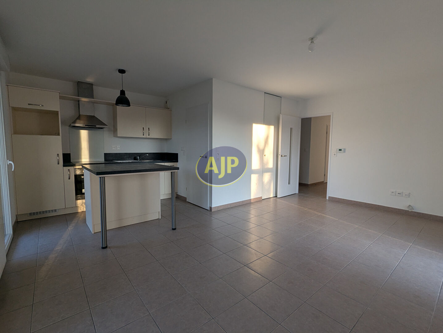 Saint Herblain - T4 de 81.14 m2 - photo 2
