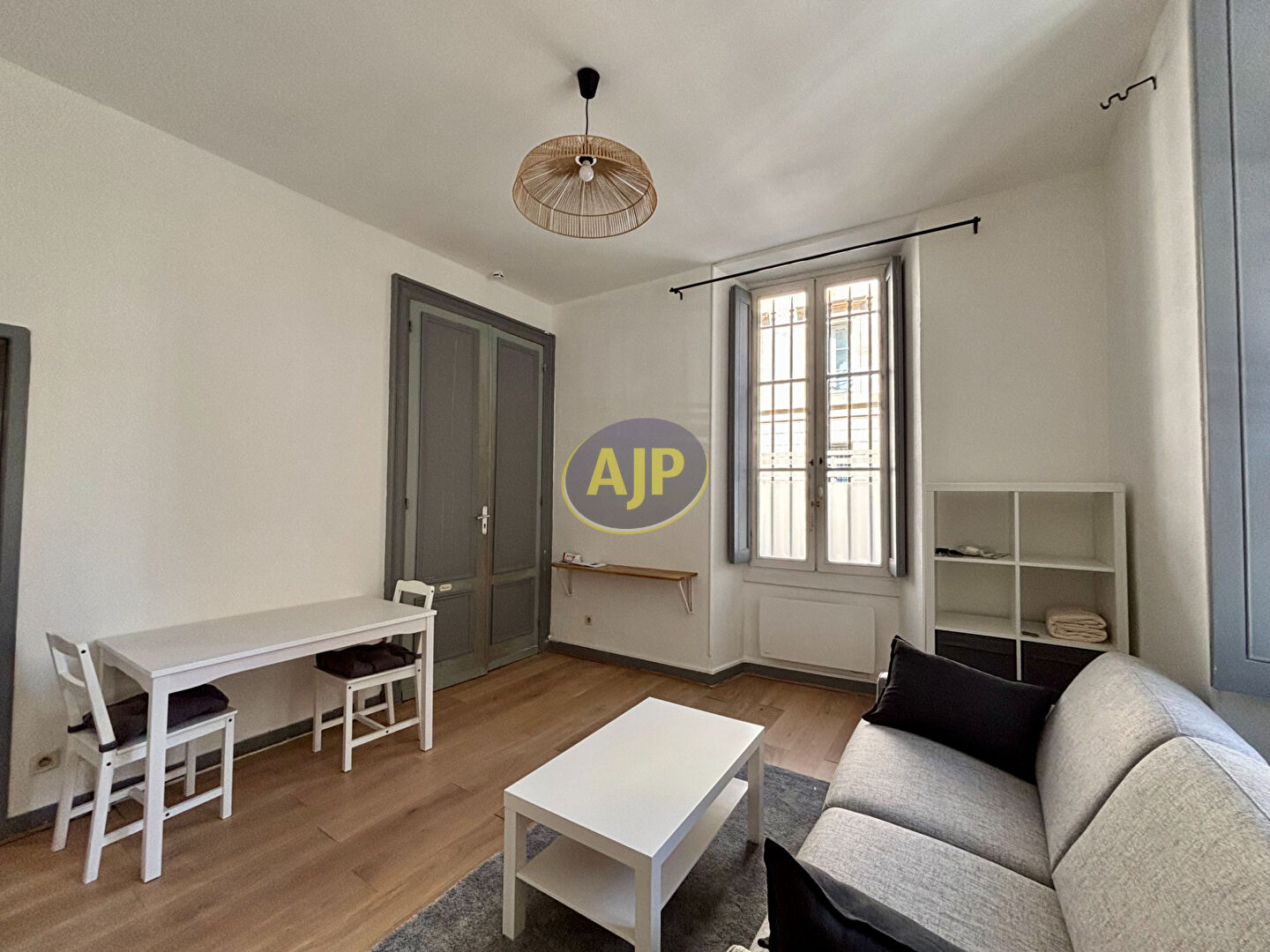 Grand studio proche Jardin Public - photo 3