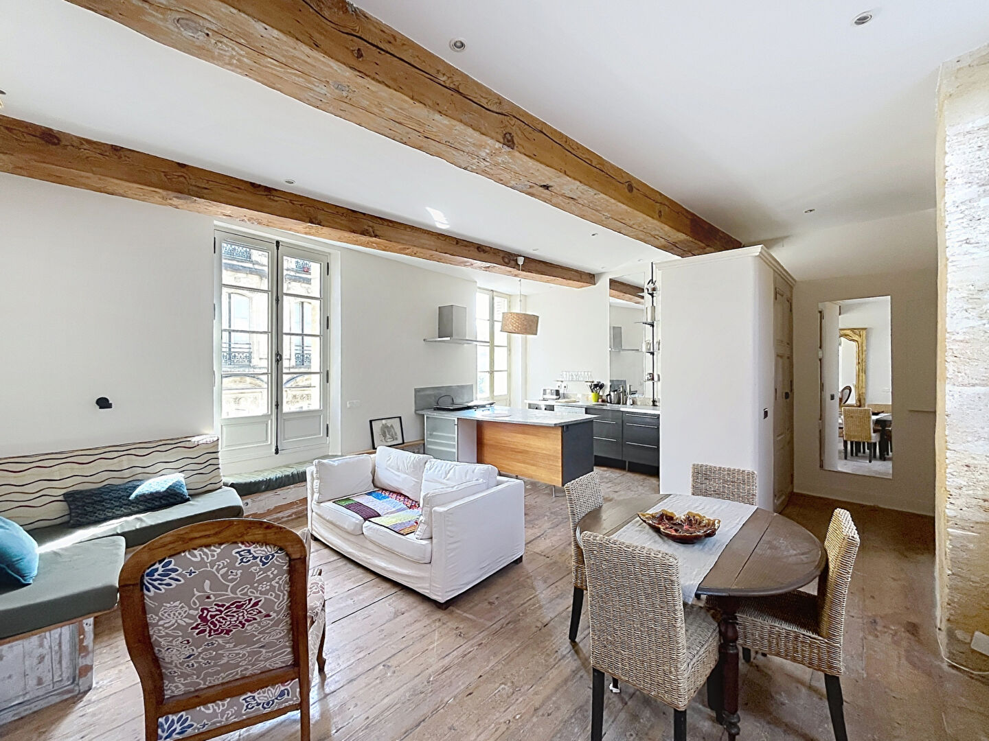 T4 de 90 m2 - Quartier Saint-Paul - photo 1