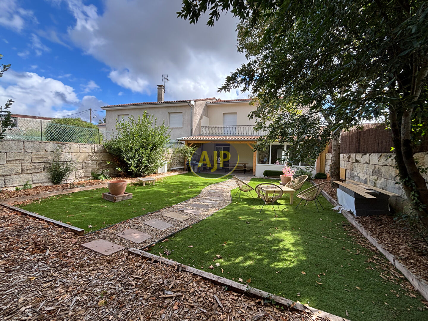 Maison T5 meublé avec Jardin + Garage - photo 1