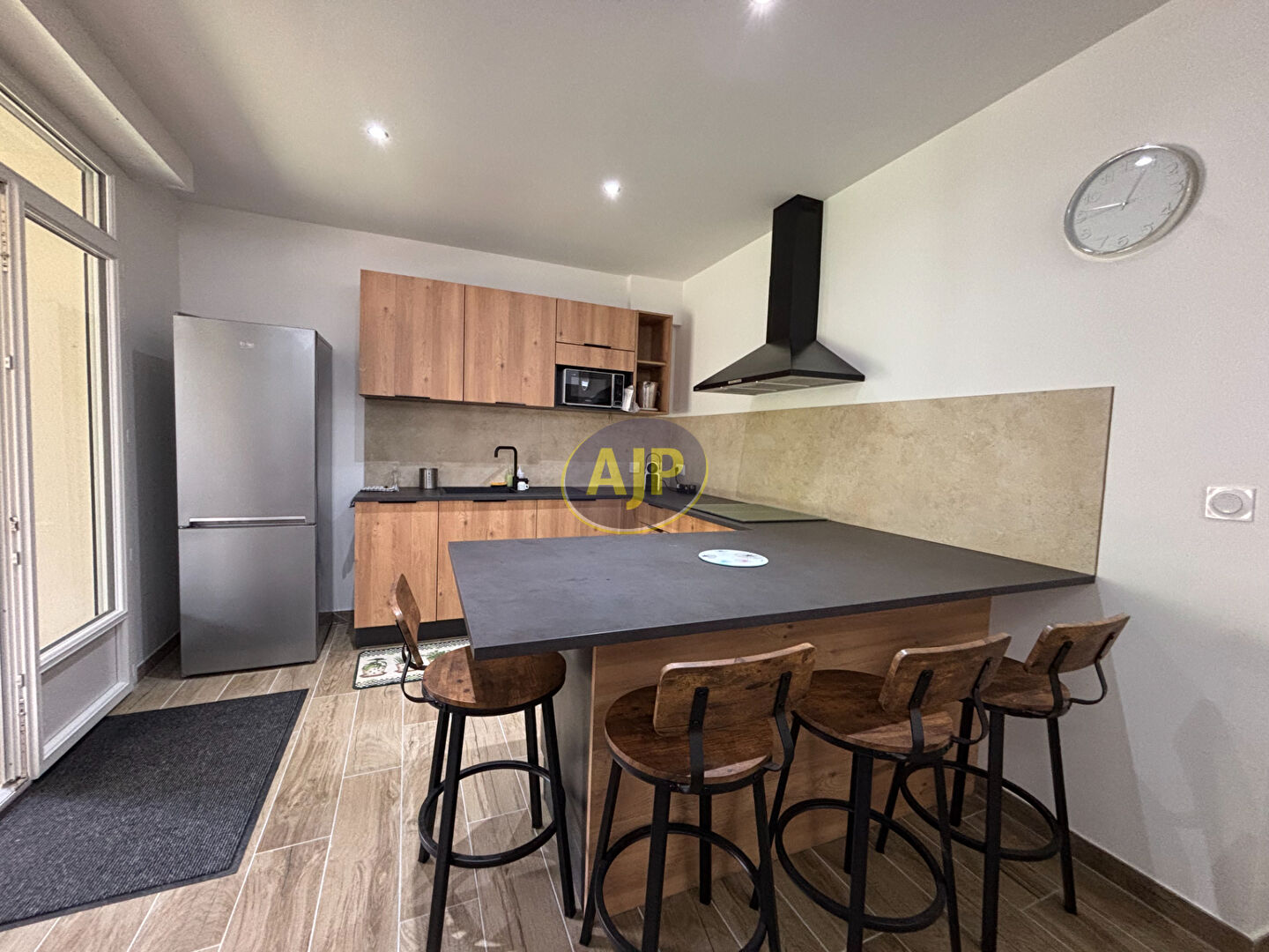 Maison T5 meublé avec Jardin + Garage - photo 5