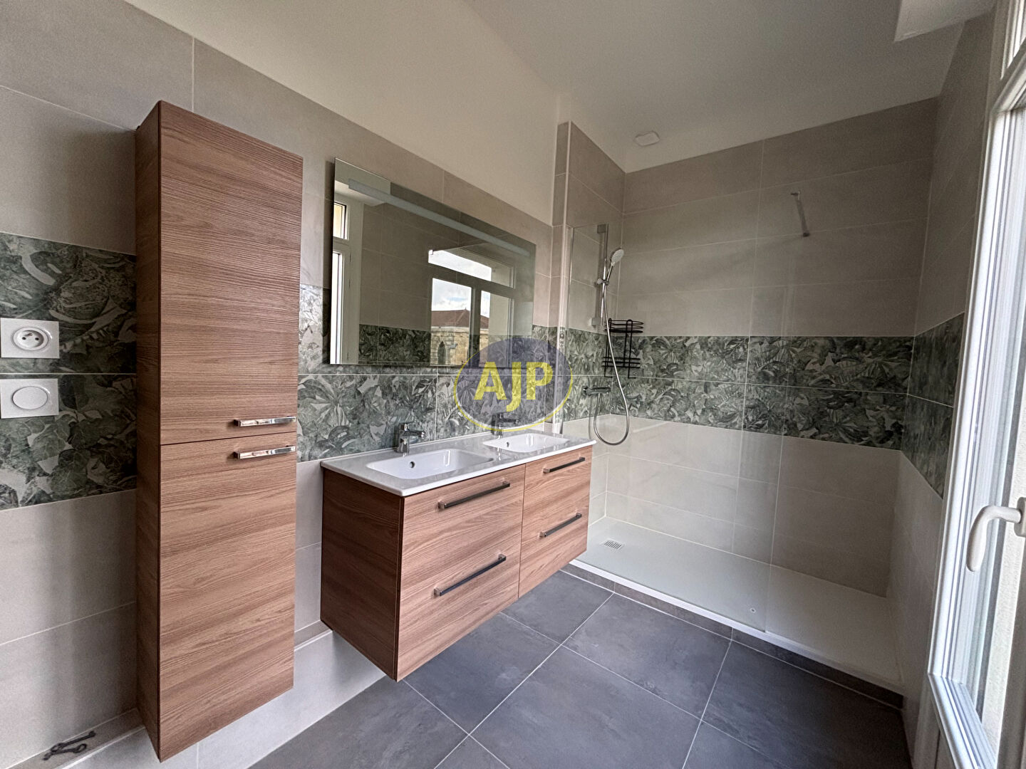 Maison T5 meublé avec Jardin + Garage - photo 10