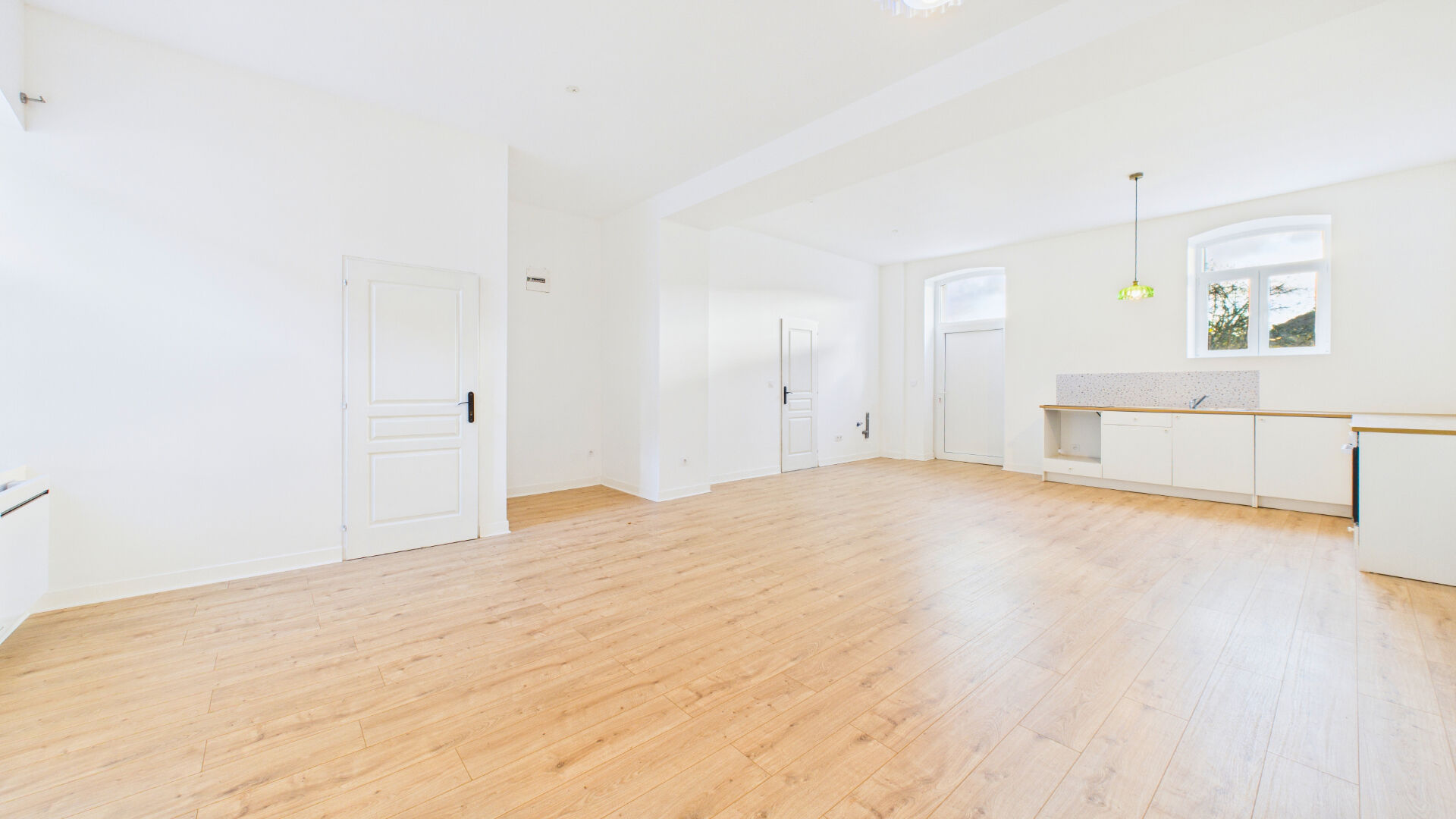 Photo Maison Ancy Dornot 6 pièces 160 m2 - 3 chambres - garage - studio indépendant - terrasse - verger image 2/6