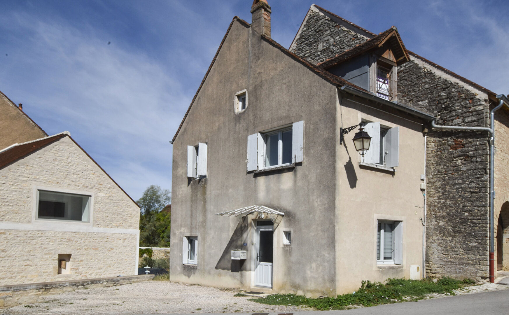 Pesmes 4 pièce(s) 70 m2
