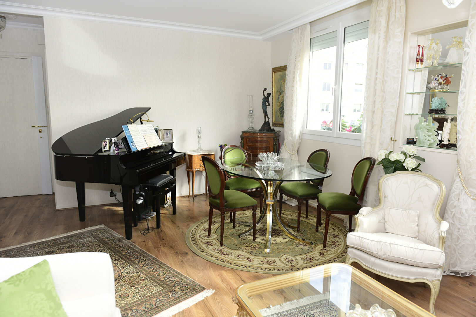 Photo Appartement Paris 2 pièce(s) 55 m2 image 2/6