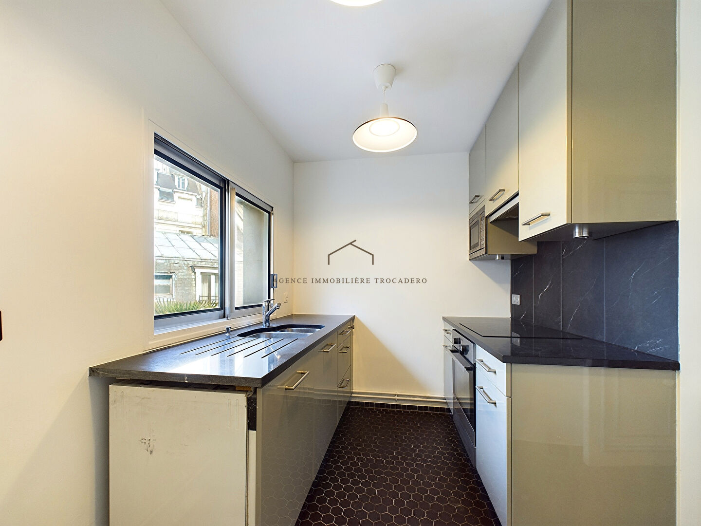 Photo Appartement Paris 16 - 3 pièces 85 m2 image 3/6