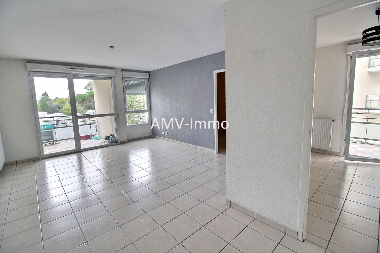 Photo ETREMBIERES Douane de Veyrier T4 + GARAGE image 2/6