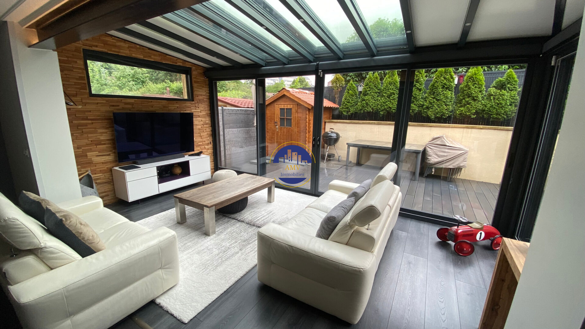 Photo ETREMBIERES Appartement type loft image 2/6