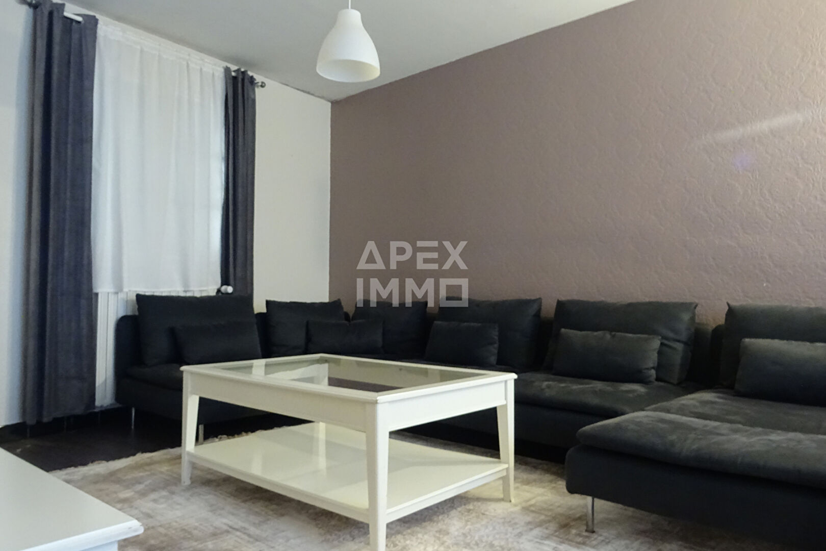 Photo Appartement Sully sur Loire 3 pièce(s) 170 m2 image 2/6