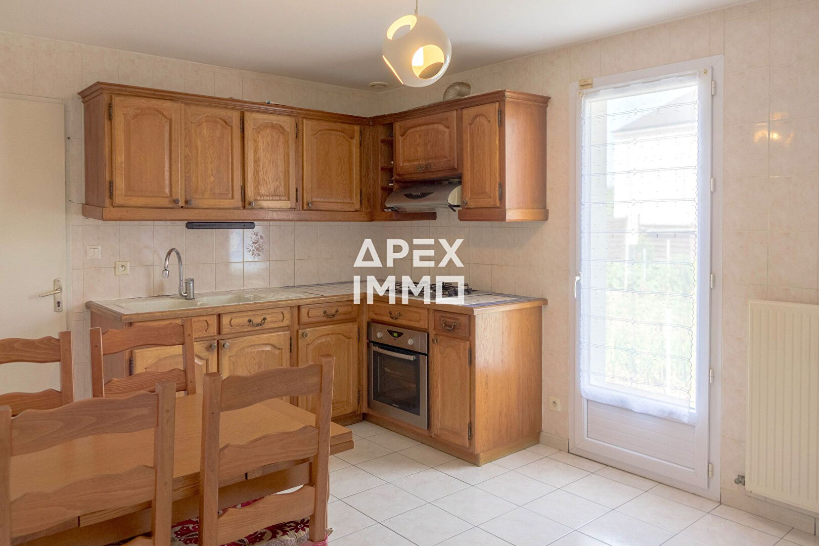 Photo Maison Jargeau 6 pièce(s) 135 m2 image 4/6