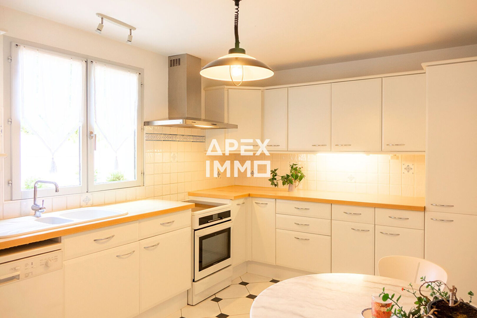 Photo Maison Orleans 8 pièce(s) 140 m² image 3/6