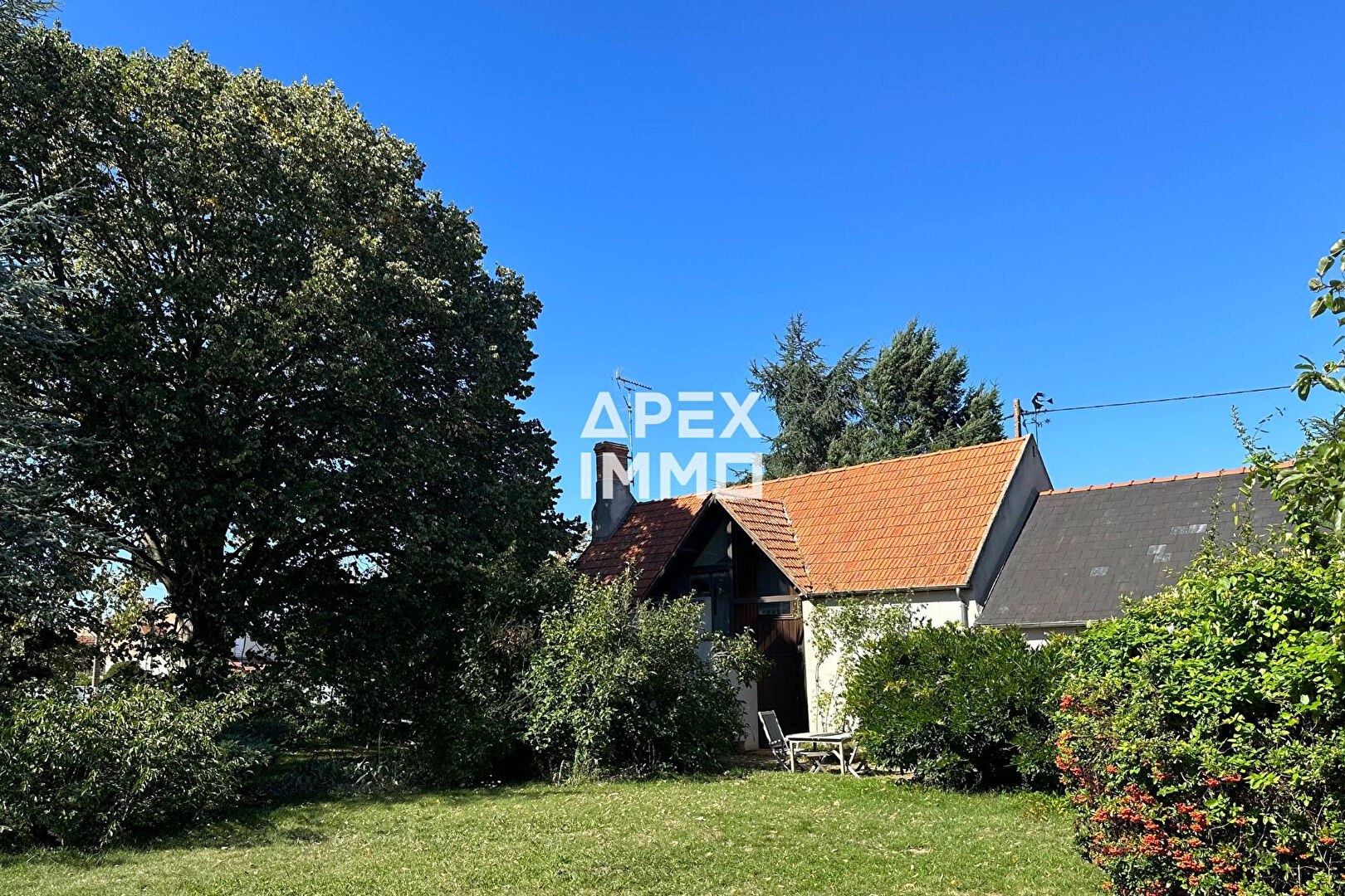 Photo Maison à vendre sur le secteur de Darvoy image 2/6