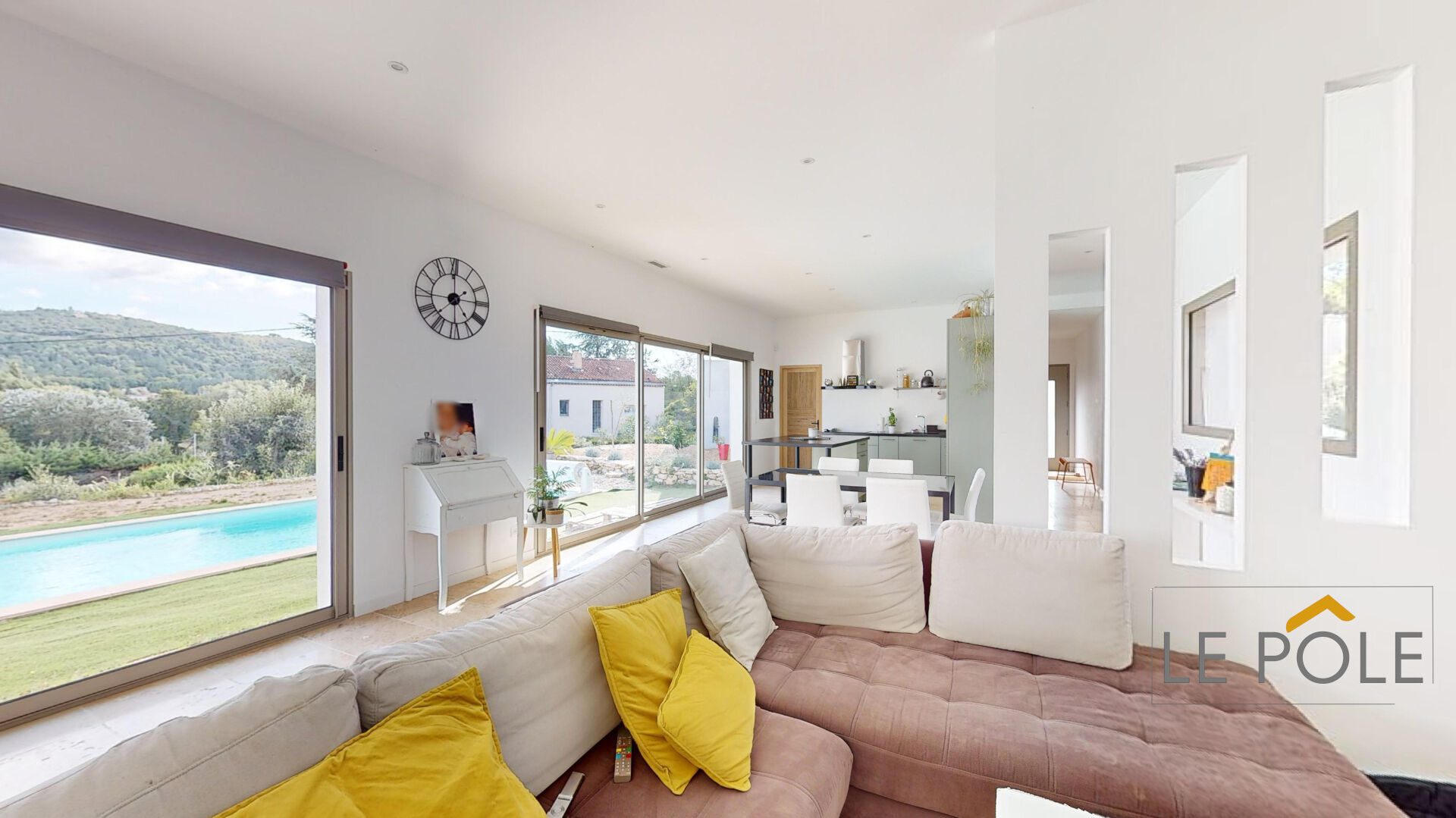 Photo Villa d'architecte avec vue imprenable sur le Mont Ventoux image 2/6