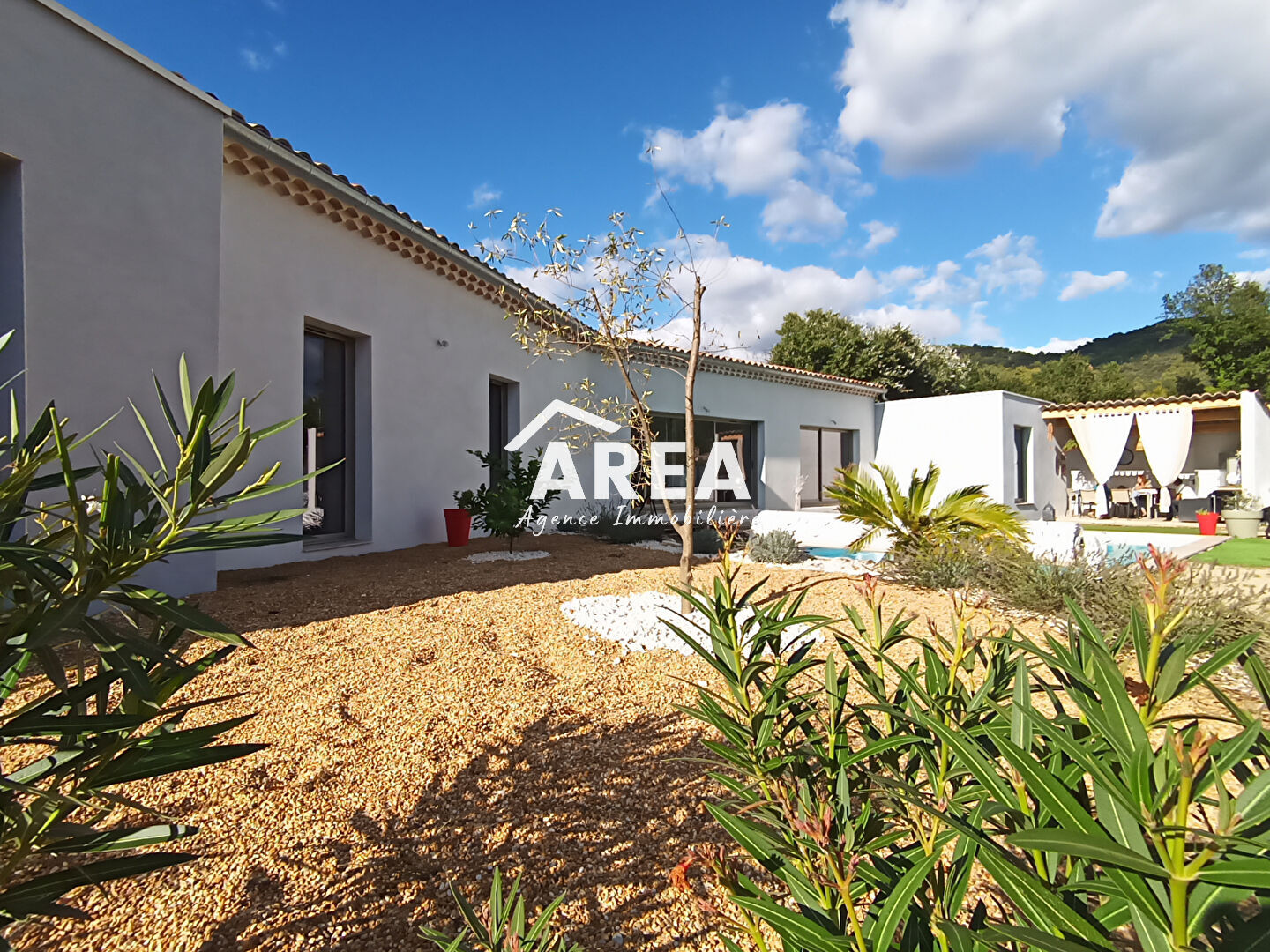 Photo Villa d'architecte avec vue imprenable sur le Mont Ventoux image 3/6